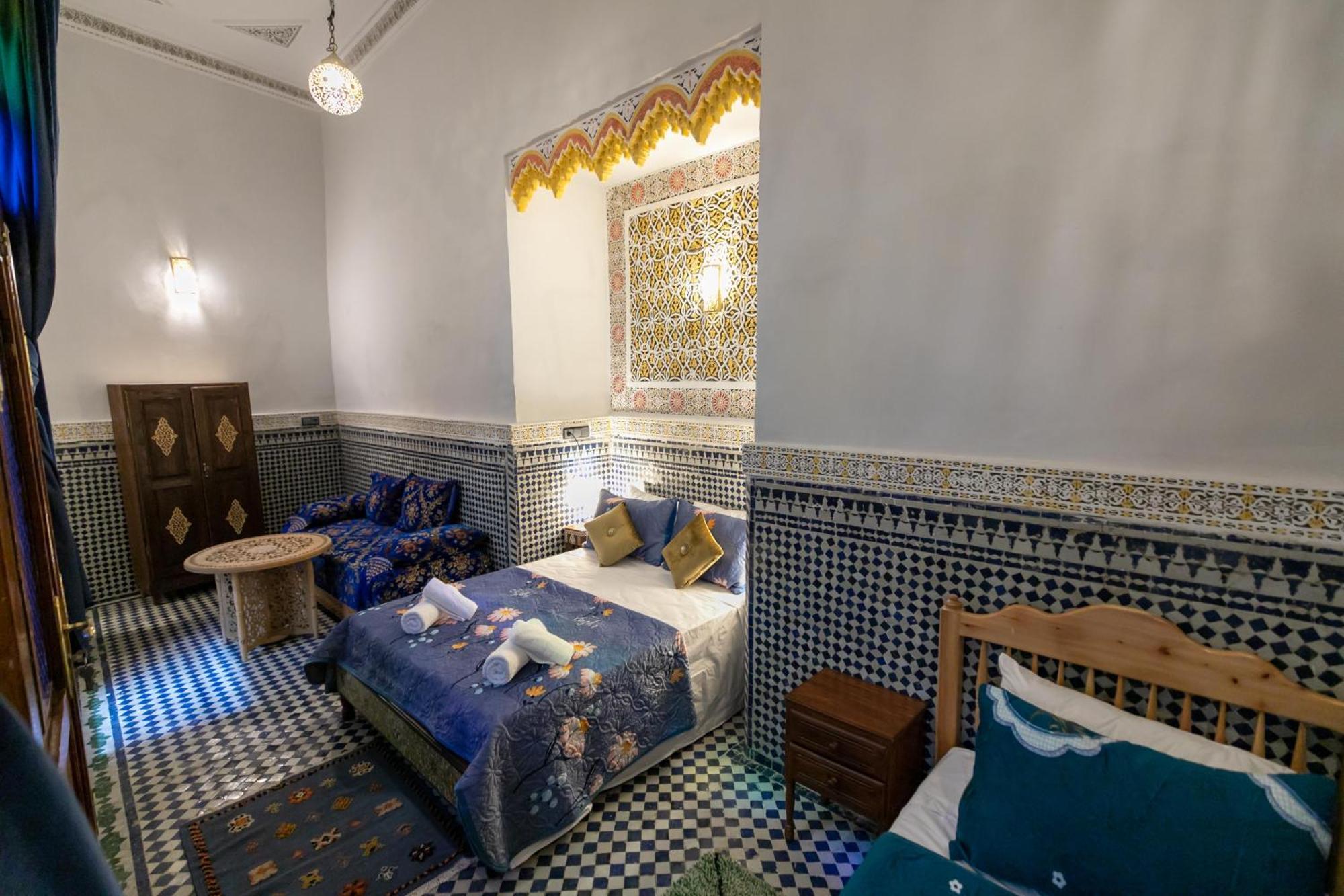 Riad Tarab פס מראה חיצוני תמונה